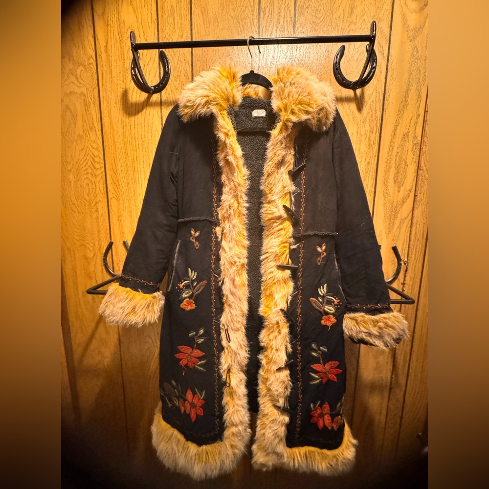 Vintage Vénus Afghan Style Coat sz M